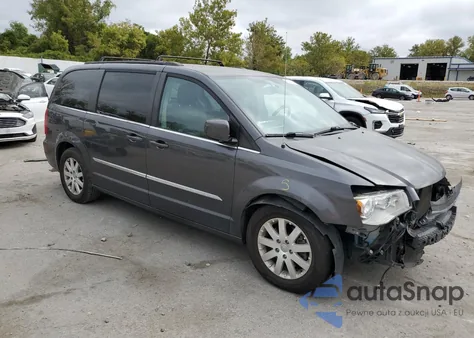 2016 Chrysler Town & Country Touring from USA, damaged, VIN 2C4RC1BG7GR268140